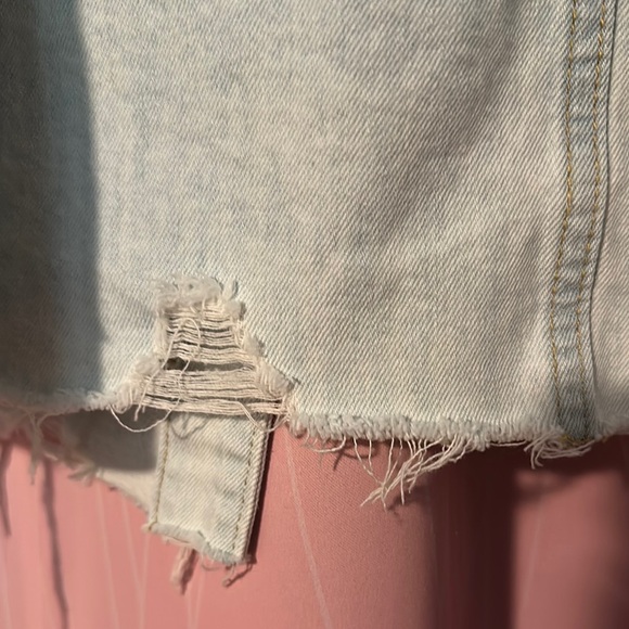 Light Blue Distressed Denim Jacket - Picture 4 of 4